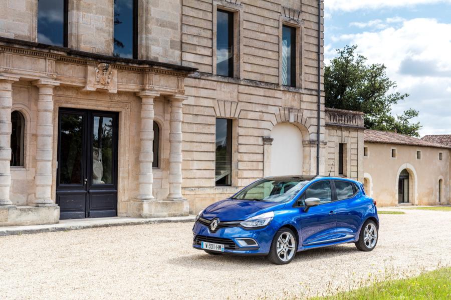  Renault Clio GT Line 2016 года  (фото 11 из 38)